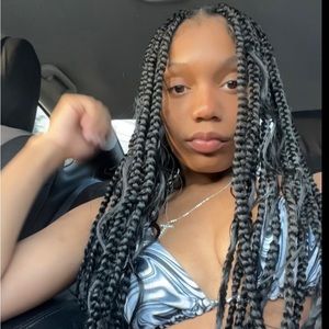 Meet your Posher, Jakayla